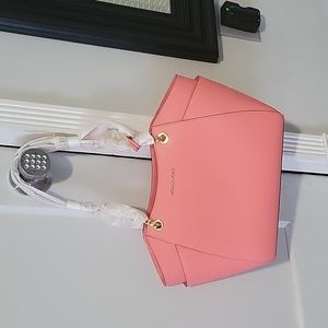 NWOT MICHAEL KORS JET SET LARGE SAFFIANO SHOULDER BAG -GRAPEFRUIT